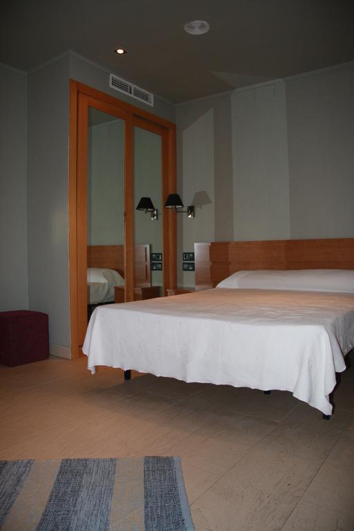 Hostal Playa Mazagon Bilik gambar